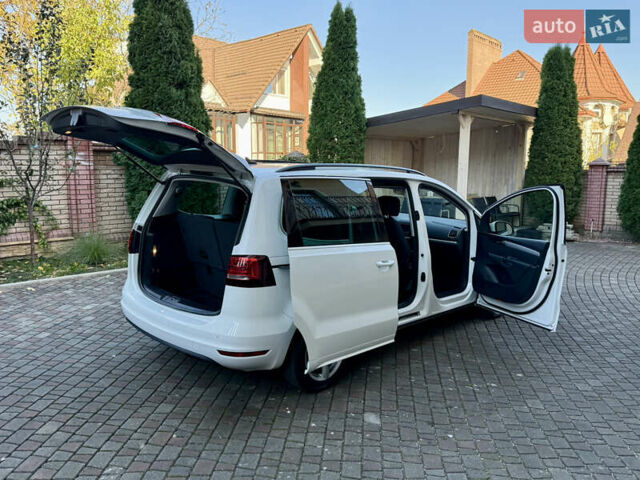 Фольксваген Шаран 2017 в Черновцах на Automoto.ua Белый Фольксваген Шаран, объемом двигателя 1.97 л и пробегом 280 тыс. км за 18800 $, фото 44 на Automoto.ua