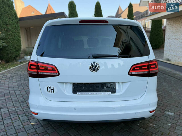 Фольксваген Шаран 2017 в Черновцах на Automoto.ua Белый Фольксваген Шаран, объемом двигателя 1.97 л и пробегом 280 тыс. км за 18800 $, фото 8 на Automoto.ua
