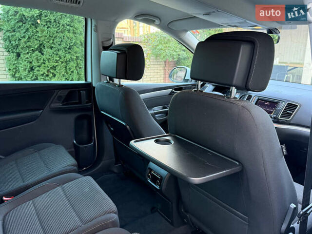 Фольксваген Шаран 2017 в Черновцах на Automoto.ua Белый Фольксваген Шаран, объемом двигателя 1.97 л и пробегом 280 тыс. км за 18800 $, фото 29 на Automoto.ua