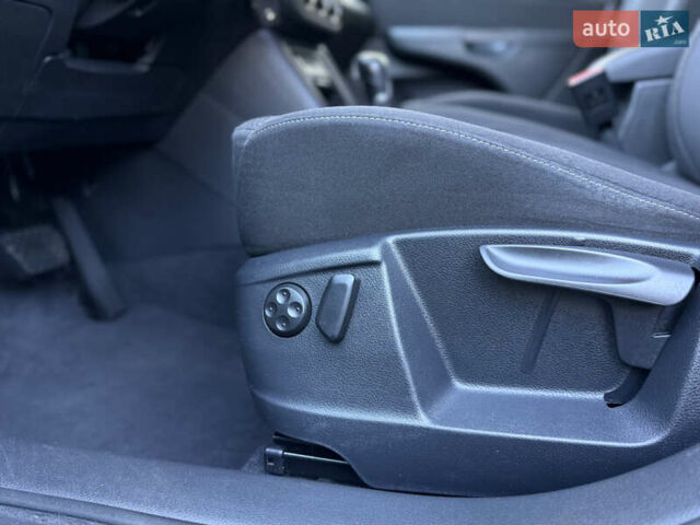 Фольксваген Шаран 2017 в Черновцах на Automoto.ua Белый Фольксваген Шаран, объемом двигателя 1.97 л и пробегом 280 тыс. км за 18800 $, фото 24 на Automoto.ua