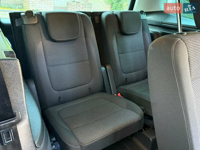 Фольксваген Шаран 2017 в Черновцах на Automoto.ua Белый Фольксваген Шаран, объемом двигателя 1.97 л и пробегом 280 тыс. км за 18800 $, фото 34 на Automoto.ua