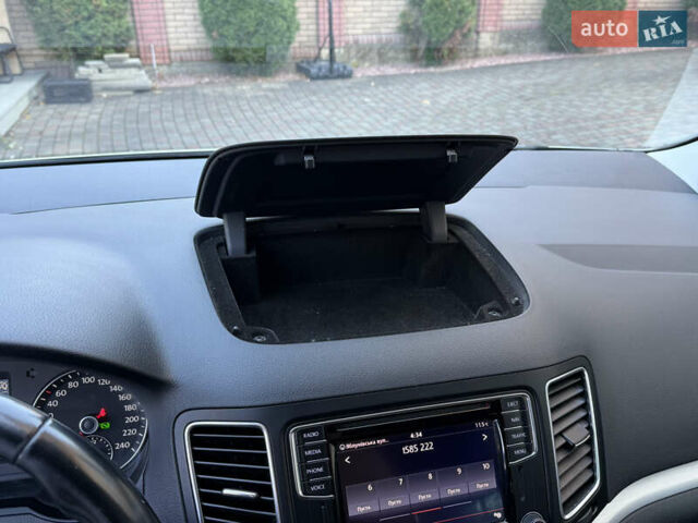 Фольксваген Шаран 2017 в Черновцах на Automoto.ua Белый Фольксваген Шаран, объемом двигателя 1.97 л и пробегом 280 тыс. км за 18800 $, фото 23 на Automoto.ua