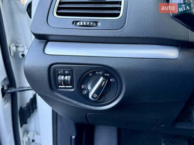 Фольксваген Шаран 2017 в Черновцах на Automoto.ua Белый Фольксваген Шаран, объемом двигателя 1.97 л и пробегом 280 тыс. км за 18800 $, фото 22 на Automoto.ua