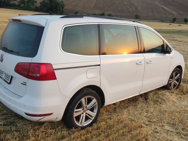 Белый Фольксваген Шаран, объемом двигателя 0 л и пробегом 230 тыс. км за 10538 $, фото 8 на Automoto.ua