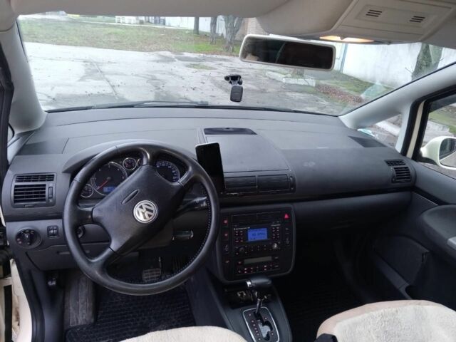 Бежевый Фольксваген Шаран, объемом двигателя 1.9 л и пробегом 309 тыс. км за 4979 $, фото 7 на Automoto.ua