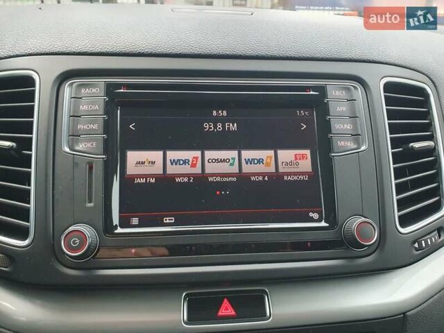 Бежевый Фольксваген Шаран, объемом двигателя 1.98 л и пробегом 235 тыс. км за 15999 $, фото 25 на Automoto.ua