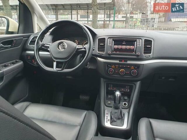 Бежевый Фольксваген Шаран, объемом двигателя 1.98 л и пробегом 235 тыс. км за 15999 $, фото 21 на Automoto.ua