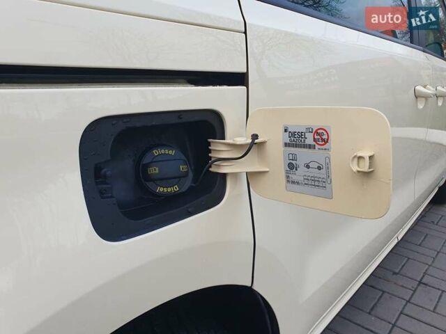 Бежевый Фольксваген Шаран, объемом двигателя 1.98 л и пробегом 235 тыс. км за 15999 $, фото 18 на Automoto.ua