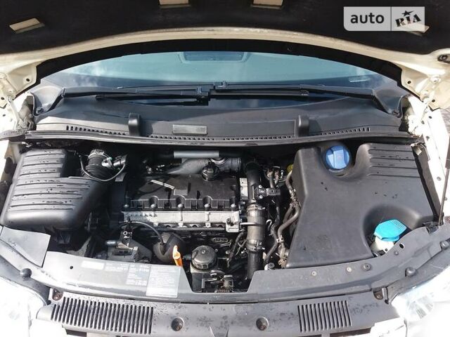 Бежевый Фольксваген Шаран, объемом двигателя 1.9 л и пробегом 343 тыс. км за 3500 $, фото 19 на Automoto.ua