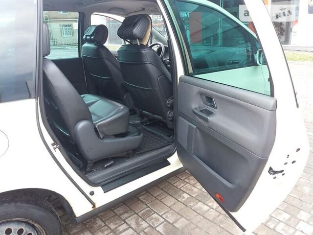 Бежевый Фольксваген Шаран, объемом двигателя 1.9 л и пробегом 343 тыс. км за 3500 $, фото 7 на Automoto.ua