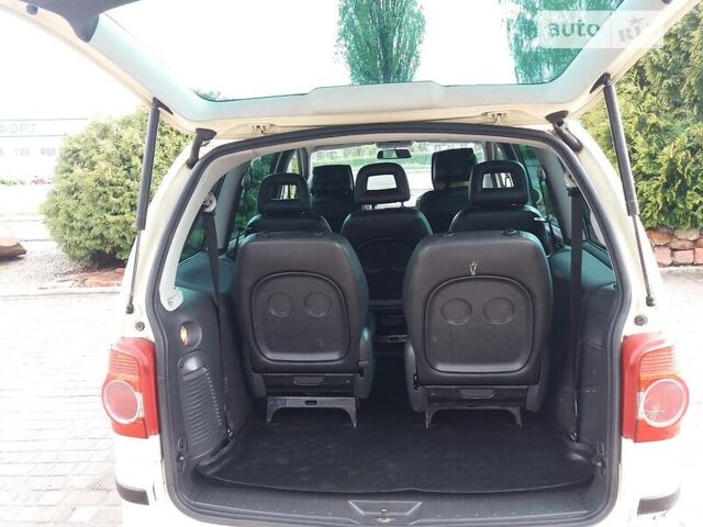 Бежевый Фольксваген Шаран, объемом двигателя 1.9 л и пробегом 343 тыс. км за 3500 $, фото 16 на Automoto.ua