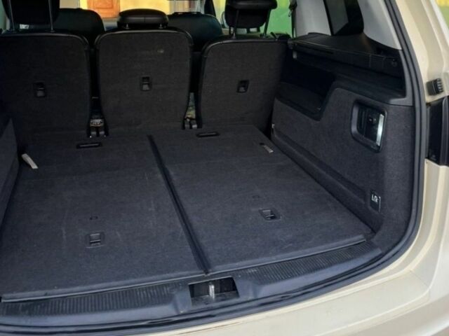 Бежевый Фольксваген Шаран, объемом двигателя 2 л и пробегом 410 тыс. км за 9800 $, фото 11 на Automoto.ua