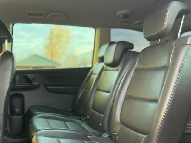 Бежевый Фольксваген Шаран, объемом двигателя 2 л и пробегом 410 тыс. км за 9800 $, фото 9 на Automoto.ua