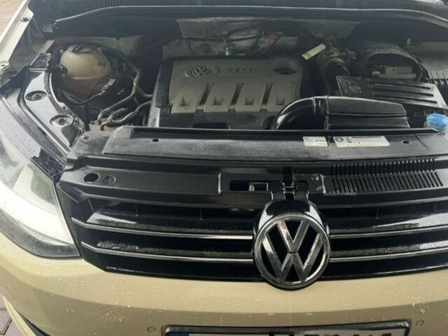 Бежевый Фольксваген Шаран, объемом двигателя 2 л и пробегом 410 тыс. км за 9800 $, фото 6 на Automoto.ua