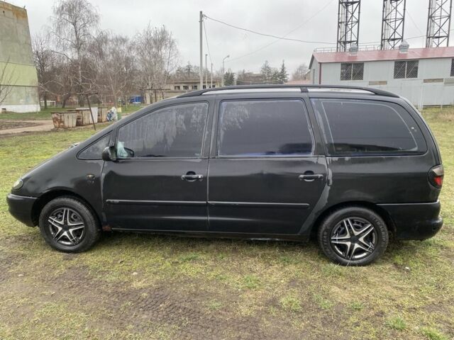 Чорний Фольксваген Шаран, об'ємом двигуна 1.9 л та пробігом 361 тис. км за 1800 $, фото 1 на Automoto.ua