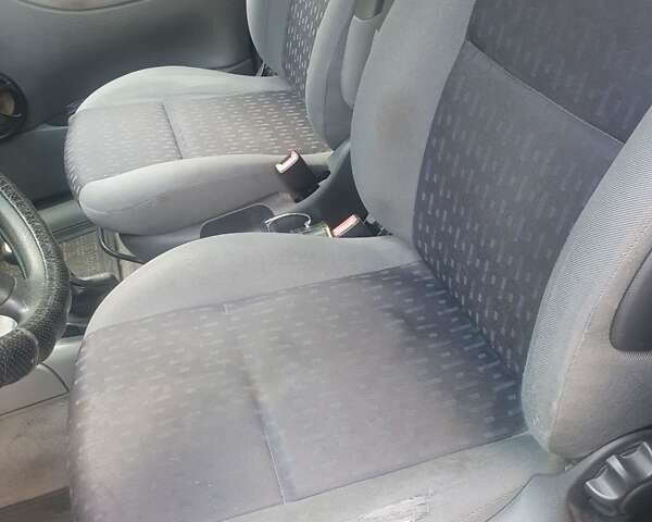 Черный Фольксваген Шаран, объемом двигателя 1.98 л и пробегом 350 тыс. км за 2800 $, фото 7 на Automoto.ua