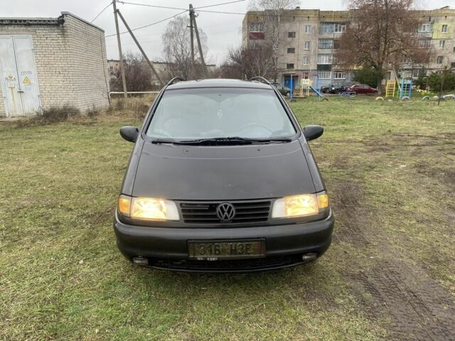 Чорний Фольксваген Шаран, об'ємом двигуна 1.9 л та пробігом 361 тис. км за 1800 $, фото 3 на Automoto.ua