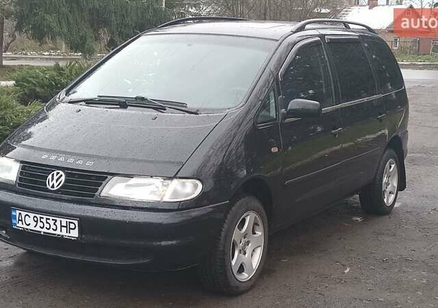 Черный Фольксваген Шаран, объемом двигателя 1.9 л и пробегом 391 тыс. км за 2950 $, фото 9 на Automoto.ua
