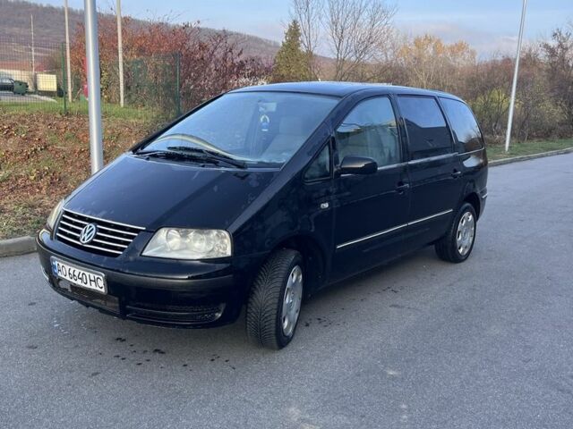 Черный Фольксваген Шаран, объемом двигателя 1.9 л и пробегом 397 тыс. км за 3200 $, фото 2 на Automoto.ua