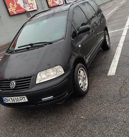 Черный Фольксваген Шаран, объемом двигателя 1.8 л и пробегом 38 тыс. км за 4100 $, фото 6 на Automoto.ua