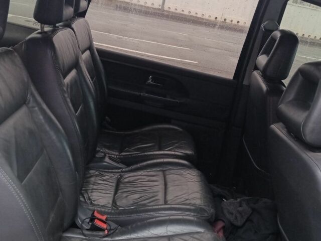 Черный Фольксваген Шаран, объемом двигателя 1.8 л и пробегом 38 тыс. км за 4100 $, фото 1 на Automoto.ua