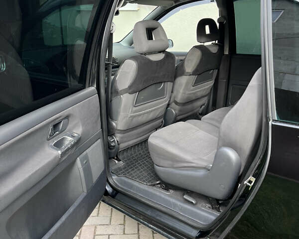 Фольксваген Шаран 2003 в Шумск на Automoto.ua Черный Фольксваген Шаран, объемом двигателя 1.9 л и пробегом 360 тыс. км за 4700 $, фото 7 на Automoto.ua