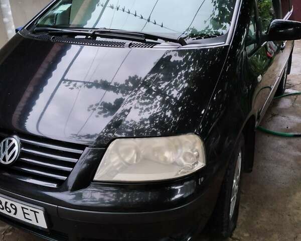 Чорний Фольксваген Шаран, об'ємом двигуна 1.8 л та пробігом 200 тис. км за 7000 $, фото 1 на Automoto.ua