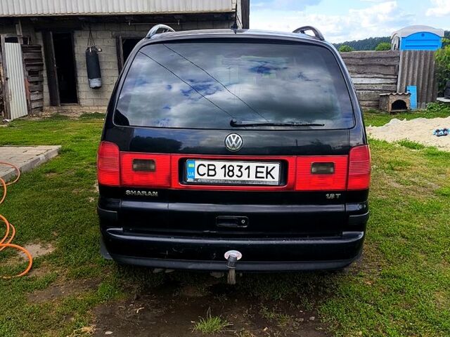 Черный Фольксваген Шаран, объемом двигателя 1.8 л и пробегом 340 тыс. км за 4000 $, фото 7 на Automoto.ua