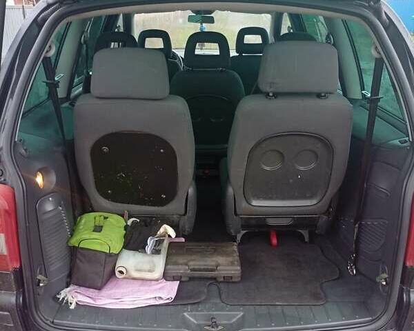 Черный Фольксваген Шаран, объемом двигателя 1.9 л и пробегом 350 тыс. км за 5000 $, фото 13 на Automoto.ua