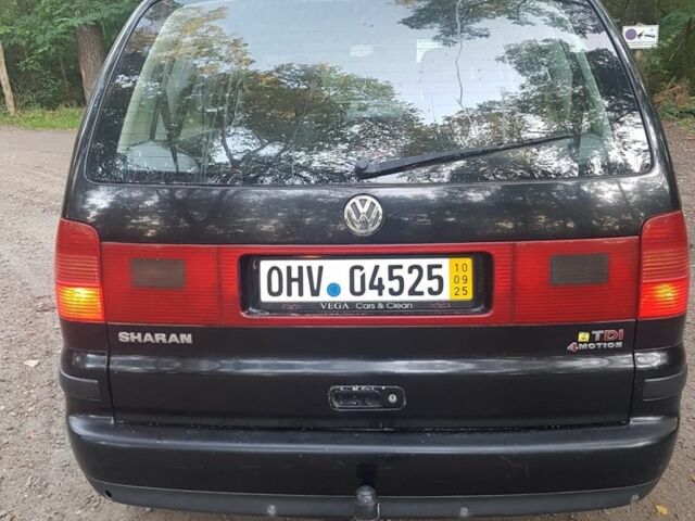 Черный Фольксваген Шаран, объемом двигателя 1.9 л и пробегом 235 тыс. км за 4063 $, фото 5 на Automoto.ua