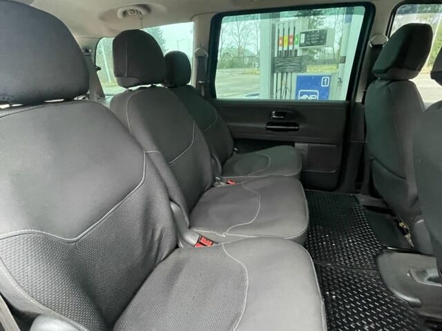 Черный Фольксваген Шаран, объемом двигателя 1.9 л и пробегом 223 тыс. км за 5500 $, фото 5 на Automoto.ua