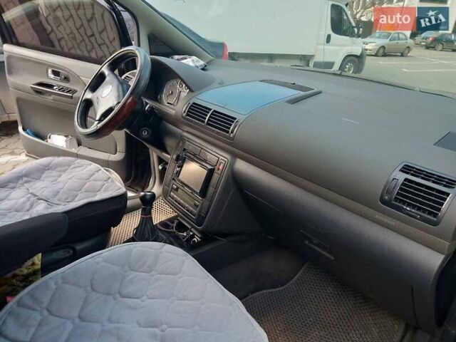 Черный Фольксваген Шаран, объемом двигателя 1.78 л и пробегом 111 тыс. км за 4850 $, фото 9 на Automoto.ua