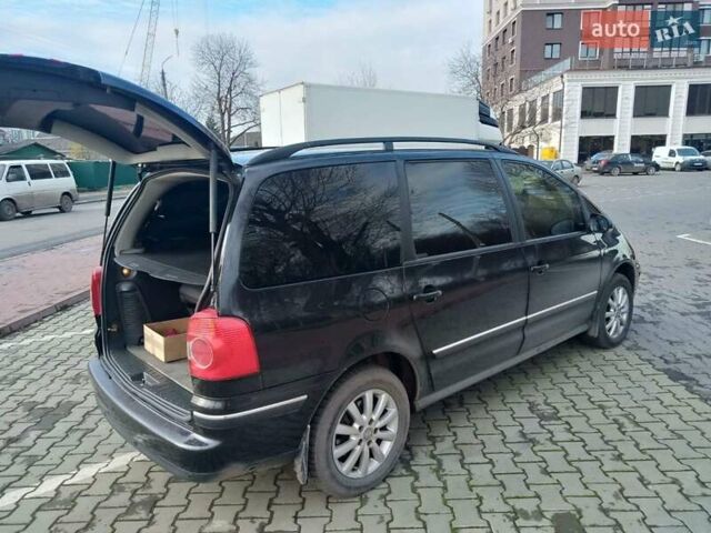 Черный Фольксваген Шаран, объемом двигателя 1.78 л и пробегом 111 тыс. км за 4850 $, фото 4 на Automoto.ua