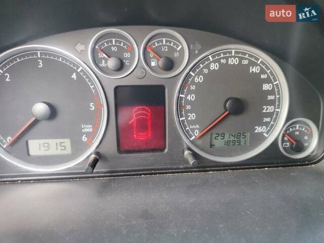 Черный Фольксваген Шаран, объемом двигателя 1.97 л и пробегом 291 тыс. км за 3000 $, фото 2 на Automoto.ua