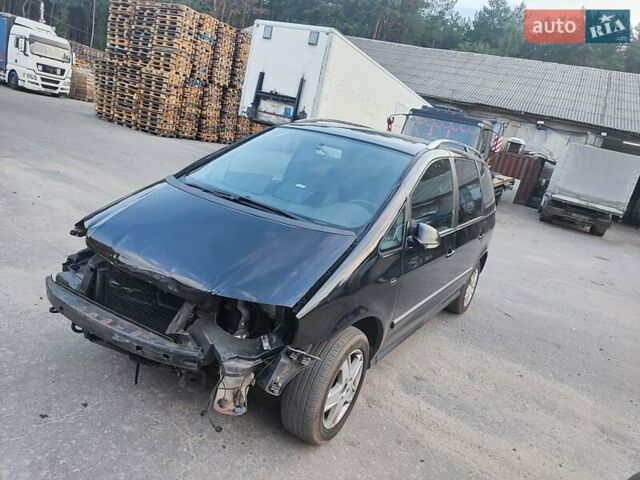 Черный Фольксваген Шаран, объемом двигателя 1.97 л и пробегом 291 тыс. км за 3000 $, фото 7 на Automoto.ua