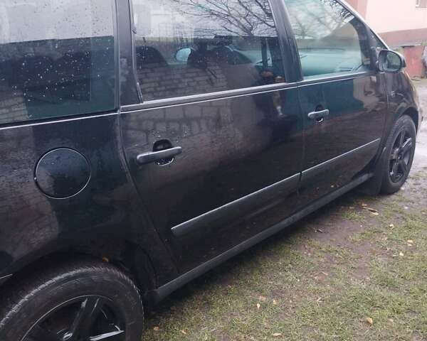 Чорний Фольксваген Шаран, об'ємом двигуна 2 л та пробігом 227 тис. км за 6900 $, фото 6 на Automoto.ua