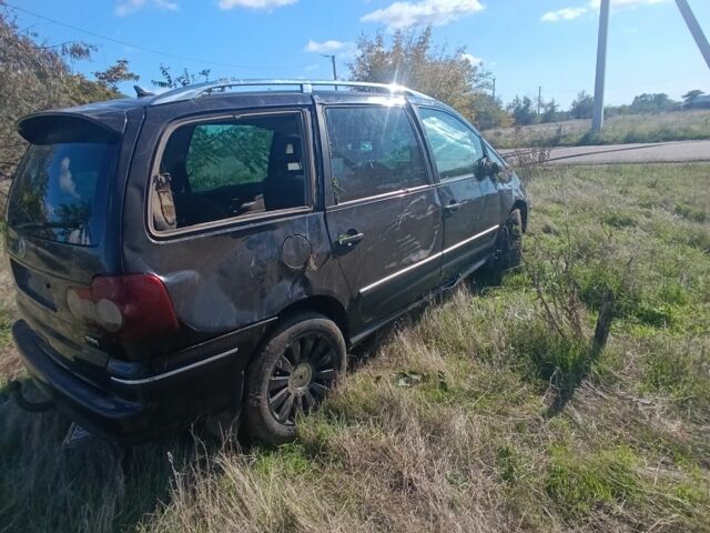 Чорний Фольксваген Шаран, об'ємом двигуна 0 л та пробігом 150 тис. км за 2500 $, фото 2 на Automoto.ua
