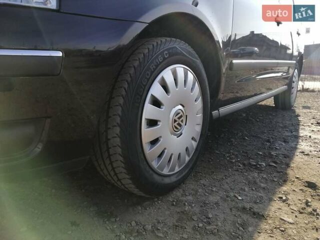 Черный Фольксваген Шаран, объемом двигателя 2 л и пробегом 241 тыс. км за 7950 $, фото 3 на Automoto.ua
