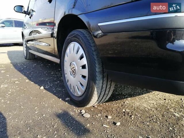 Черный Фольксваген Шаран, объемом двигателя 2 л и пробегом 241 тыс. км за 7950 $, фото 12 на Automoto.ua