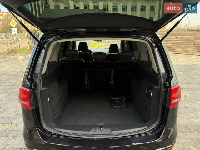 Черный Фольксваген Шаран, объемом двигателя 2 л и пробегом 245 тыс. км за 9900 $, фото 22 на Automoto.ua