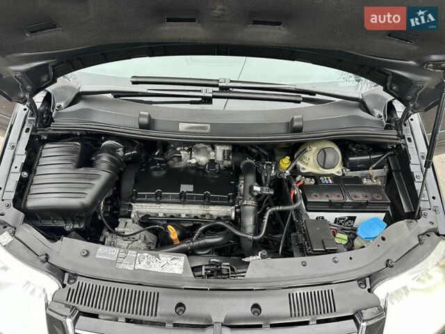 Чорний Фольксваген Шаран, об'ємом двигуна 1.97 л та пробігом 283 тис. км за 8300 $, фото 56 на Automoto.ua