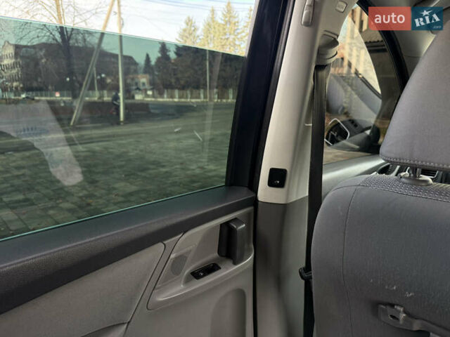 Черный Фольксваген Шаран, объемом двигателя 2 л и пробегом 245 тыс. км за 9900 $, фото 25 на Automoto.ua