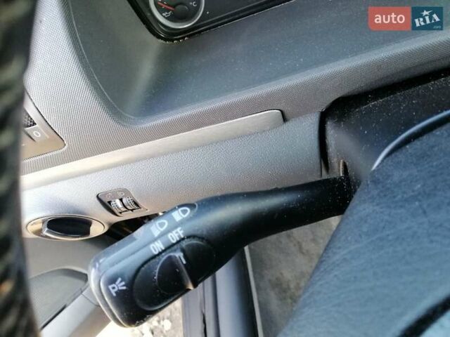 Черный Фольксваген Шаран, объемом двигателя 2 л и пробегом 241 тыс. км за 7950 $, фото 27 на Automoto.ua