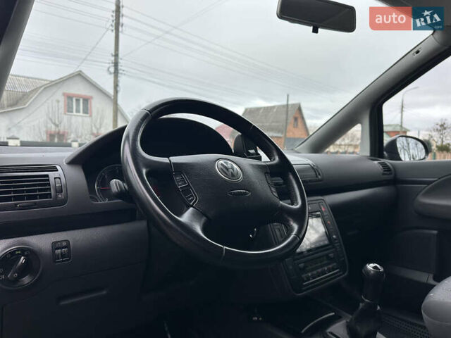 Чорний Фольксваген Шаран, об'ємом двигуна 1.97 л та пробігом 283 тис. км за 8300 $, фото 33 на Automoto.ua