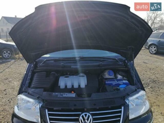 Черный Фольксваген Шаран, объемом двигателя 2 л и пробегом 241 тыс. км за 7950 $, фото 38 на Automoto.ua