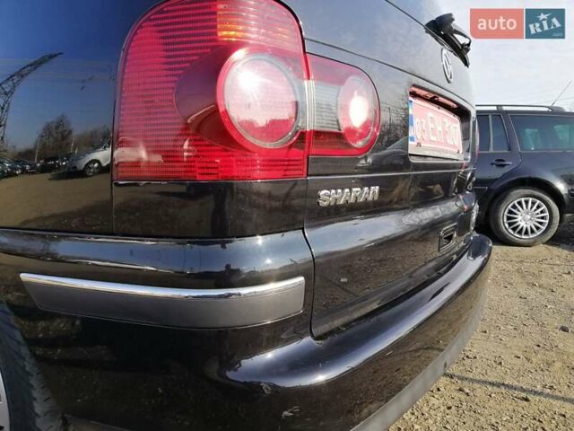 Черный Фольксваген Шаран, объемом двигателя 2 л и пробегом 241 тыс. км за 7950 $, фото 11 на Automoto.ua