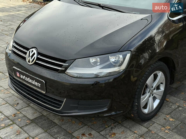 Черный Фольксваген Шаран, объемом двигателя 2 л и пробегом 245 тыс. км за 9900 $, фото 11 на Automoto.ua