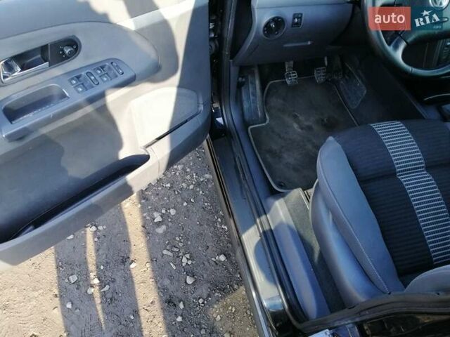 Черный Фольксваген Шаран, объемом двигателя 2 л и пробегом 241 тыс. км за 7950 $, фото 28 на Automoto.ua