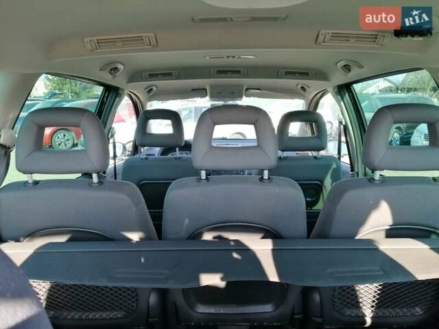 Черный Фольксваген Шаран, объемом двигателя 2 л и пробегом 241 тыс. км за 7950 $, фото 17 на Automoto.ua