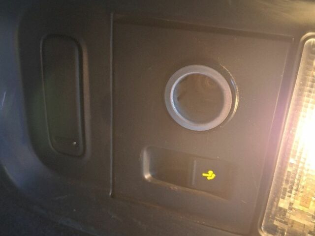 Чорний Фольксваген Шаран, об'ємом двигуна 2 л та пробігом 289 тис. км за 15000 $, фото 13 на Automoto.ua